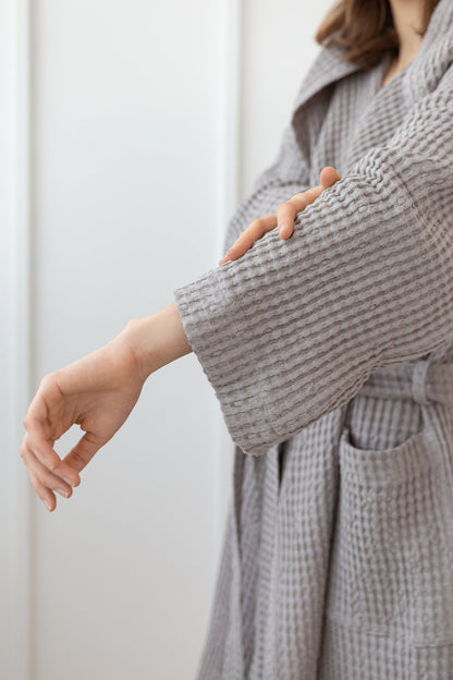 Linen waffle robe with hoodie - Light grey